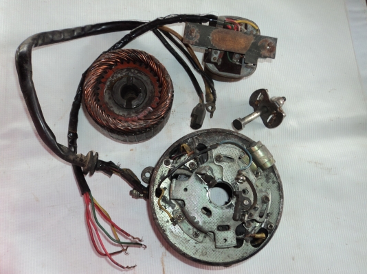 ทุ่น + คัดเอ๊าท์  K-125 แท้ รวมส่ง 3,900 บาท โทร.081-005-8785