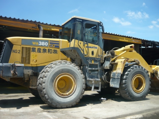 รถตักล้อยาง Komatsu WA380-5 รถเก่านอก นำเข้าจากญี่ปุ่น  สภาพพร้อมใช้งาน