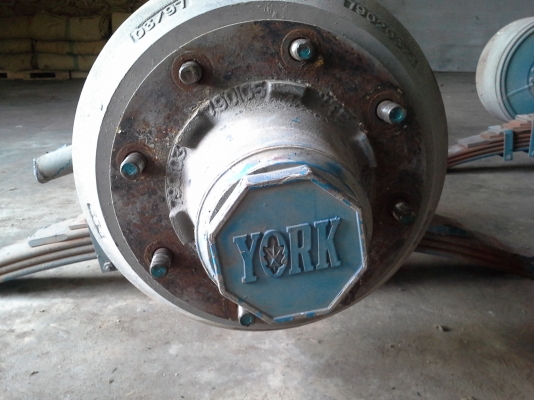 ขายเพลา york ดุมใหญ่