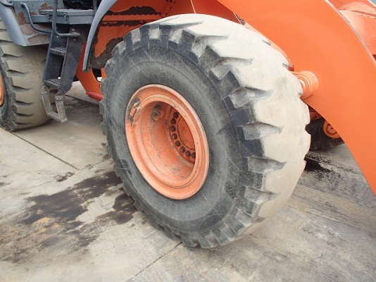 ขายรถตัก TCM ZW220