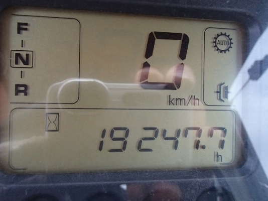 ขายรถตัก TCM ZW220