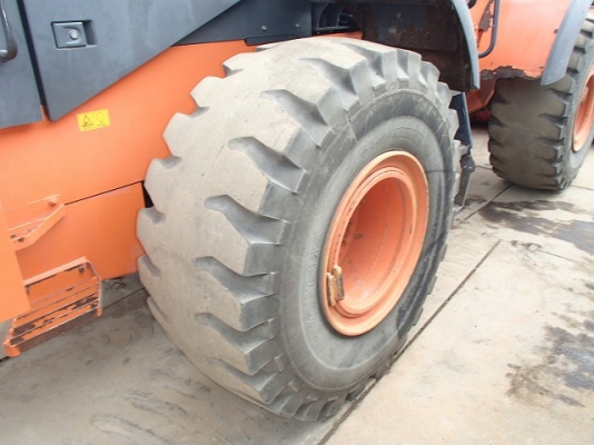 ขายรถตัก TCM ZW220