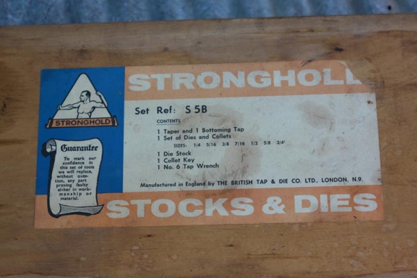 ชุดต๊าปเกลียว ระบบนิ้ว อังกฤษแท้ๆ ชุดใหญ่