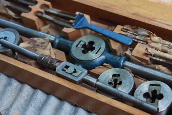 ชุดต๊าปเกลียว ระบบนิ้ว อังกฤษแท้ๆ ชุดใหญ่