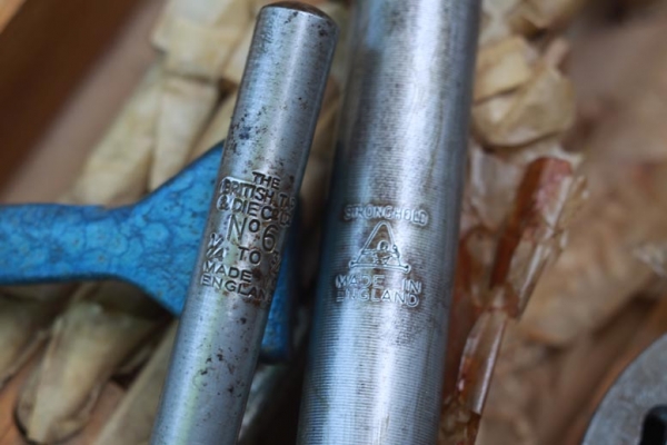 ชุดต๊าปเกลียว ระบบนิ้ว อังกฤษแท้ๆ ชุดใหญ่