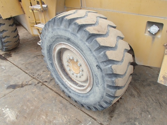 ขายรถตัก TCM 840-2