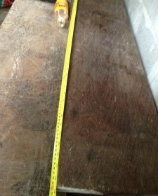 ไม้พื้นมะค่าหน้า 12 หนา 1.5 นิ้วรางลิ้นสวยๆครับไม้เก่าลอตท้ายครับ  หน้า 12  นิ้ว หนานิ้วครึ่ง ยาว 2  เมตรครับ ลางริ้นครับ มีประมาณ 50  ตารางวาครับ ทำลูกบรรไดได้สบายๆครับ ราคานี้คุ้มมากครับ