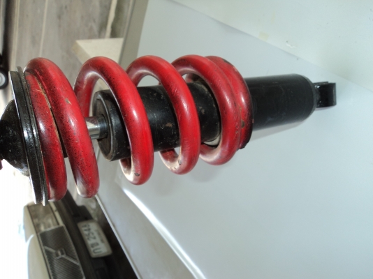 โช๊คเดี่ยว SUZUKI - Akira พร้อมส่ง โทร.081-005-8785