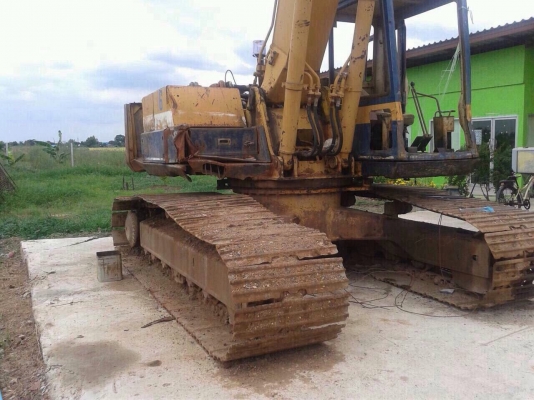 ขายด่วน KOMATSU PC200-3บูมยาว18เมตรค่ะ