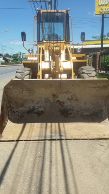 ขายรถตักล้อยางCAT926E สภาพดี