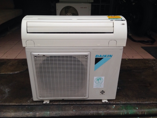 **** ขายแอร์ DAIKIN 9000 BTU สภาพสวย ****