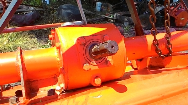 โรตารี่ 182F-S ตราช้างสำหรับ รุ่น L47 -45 สภาพสวย ใช้งานน้อยมาก เหมือนได้ของใหม่ในราคาย่อมเยา