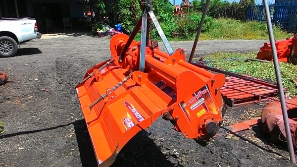 โรตารี่ 182F-S ตราช้างสำหรับ รุ่น L47 -45 สภาพสวย ใช้งานน้อยมาก เหมือนได้ของใหม่ในราคาย่อมเยา