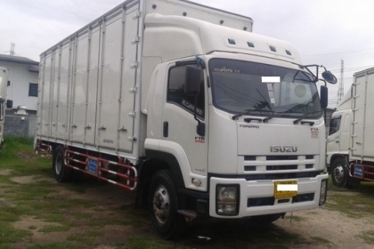 ขาย Mitsu Fuso 240 ปี 50 กับ FTR240 ปี 53 ตู้ 10 บาน มีให้เลือก 2 คัน สวยพร้อมใช้ โทร 088-4501277 ขาย Mitsu Fuso 240 ปี 50 กับ FTR240 ปี 53 ตู้ 10 บาน มีให้เลือก 2 คัน สวยพร้อมใช้ โทร 088-4501277