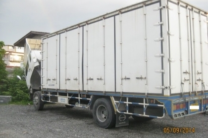 ขาย Mitsu Fuso 240 ปี 50 กับ FTR240 ปี 53 ตู้ 10 บาน มีให้เลือก 2 คัน สวยพร้อมใช้ โทร 088-4501277 ขาย Mitsu Fuso 240 ปี 50 กับ FTR240 ปี 53 ตู้ 10 บาน มีให้เลือก 2 คัน สวยพร้อมใช้ โทร 088-4501277