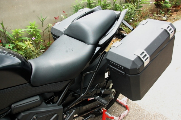 ขาย Kawasaki Versys 650 ปี 2012  Book Service เอกสารพร้อมโอน