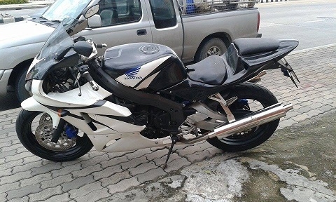 ขาย cbr400 Y89  ทะเบียนเเท้  เครื่องดี ความร้อนดี