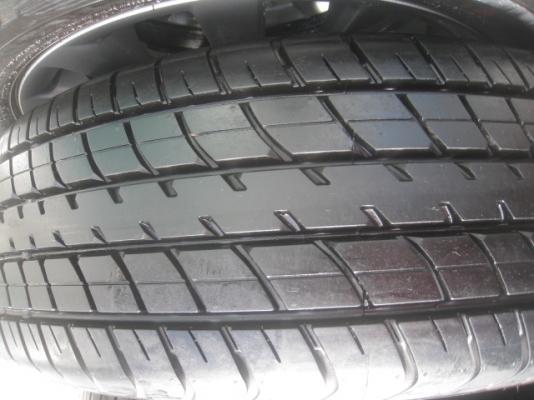 ขายล้อแม็ก vios 12 ก้านรมดำ 15" พร้อมยางปี12 สนใจติดต่อเล็กคลองสามครับ 081-3747940 ขายล้อแม็ก vios 12 ก้านรมดำ 15" พร้อมยางปี12 สนใจติดต่อเล็กคลองสามครับ 081-3747940