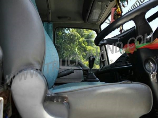 ยี่ห้อ ISUZU 10 ล้อ ปี2550 รุ่น FVM32N2 ขนาดเครื่องยนต์230 แรงม้า เพลาเดียว ยี่ห้อ ISUZU 10 ล้อ ปี2550 รุ่น FVM32N2 ขนาดเครื่องยนต์230 แรงม้า เพลาเดียว