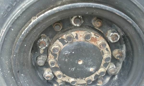 รถโฟล์คลิฟท์ ยี่ห้อ TOYOTA เสายกสูง 3 เมตร ยกได้ 1 ตัน เชื้อเพลิงเบนซิน