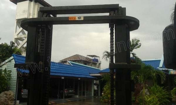 รถโฟล์คลิฟท์ ยี่ห้อ TOYOTA เสายกสูง 3 เมตร ยกได้ 1 ตัน เชื้อเพลิงเบนซิน