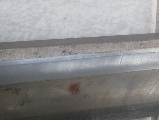 ใบมีดไฮสปีดติดคาร์ไบร์ ยาว 60 ซม. กว้าง 3.5 ซม.สามารถตัดยาวตามต้องการได้ ใช้ทำเครื่องต่างๆได้ ของใหม่ยังไม้ได้ใช้งานเก็บไว้นานมาก(มี 8 ใบ) ใบมีดไฮสปีดติดคาร์ไบร์ ยาว 60 ซม. กว้าง 3.5 ซม.สามารถตัดยาวตามต้องการได้ ใช้ทำเครื่องต่างๆได้ ของใหม่ยังไม้ได้ใช้งานเก็บไว้นานมาก(มี 8 ใบ)