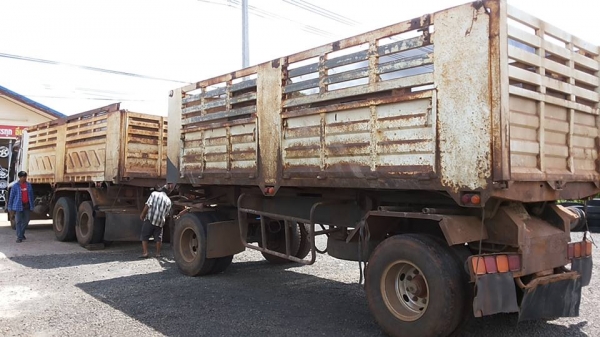 ***ขายแล้วครับขอบคุณ Truck2hand ขาย18ล้อพ่วงแม่ลูกดั้ม ISUZU DECA FXZ 270 EURO1 ปี46 FXZ23NZP-T 6SD1-270แรง เครื่องเดิมเกียร์อีตั้น เครื่องดี แน่นดี แรง เกียร์ดีไม่หลุด ช่วงล่างเดิมๆ คัสซีดีเดิม ไม่ปะ ไม่ดาม ไม่มีบวม ตำหนิ สนิมกินบ้าง ผิวนอก กระบะดั้มเหล็