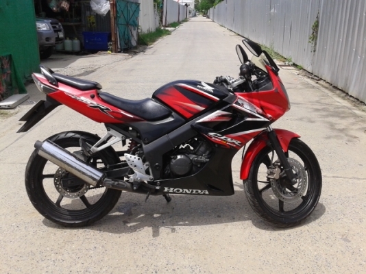 CBR 150R ราคา 27000 บาท โทร 084-6937668 ทรัพย์