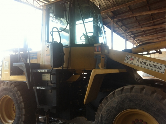 ขายด่วน รถตักล้อยาง WA200-3  ซีเรียล 6***