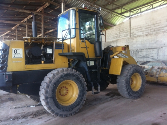 ขายด่วน รถตักล้อยาง WA200-3  ซีเรียล 6***