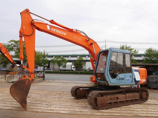 รถแบคโฮเก่าญี่ปุ่น Hitachi EX120-3 สภาพสวยพร้อมใช้งาน 4,370 ชม.