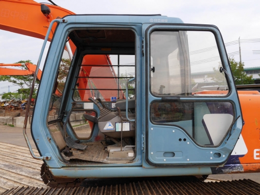 รถแบคโฮเก่าญี่ปุ่น Hitachi EX120-3 สภาพสวยพร้อมใช้งาน 4,370 ชม.