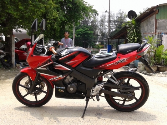 CBR 150R ราคา 28000 บาท โทร 089-8859869 เดช