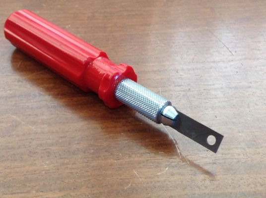 ขายด้ามไขควงคัตเตอร์ สามารถถอดเปลี่ยน เก็บใบได้