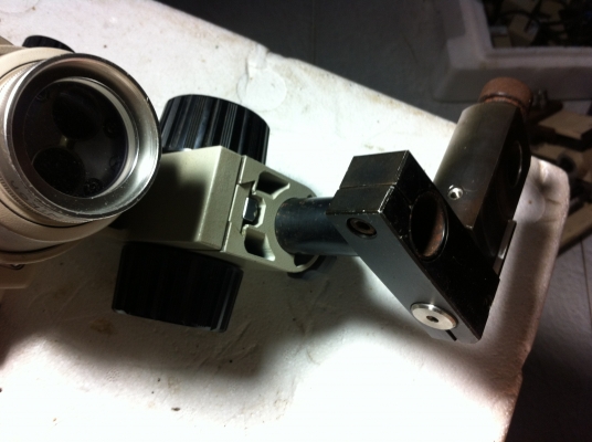 กล้องส่องขยาย Nikon จากญี่ปุ่นแท้ แบบสองตากำลังขยายสูงมองเห็นชัดปรับระยะโพกัสด้วยการหมุนปรับ กล้องส่องขยาย Nikon จากญี่ปุ่นแท้ แบบสองตากำลังขยายสูงมองเห็นชัดปรับระยะโพกัสด้วยการหมุนปรับ