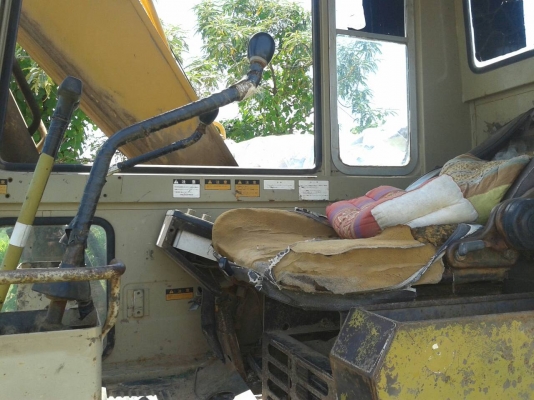 ขายรถขุดแม็คโค โคมัสสุ120-3 เอกสารอินวอยซ์ สภาพเดิมสีเก่านอก เอวดี บูมดี อาร์มสวย ใช้งานปกติ ขายรถขุดแม็คโค โคมัสสุ120-3 เอกสารอินวอยซ์ สภาพเดิมสีเก่านอก เอวดี บูมดี อาร์มสวย ใช้งานปกติ