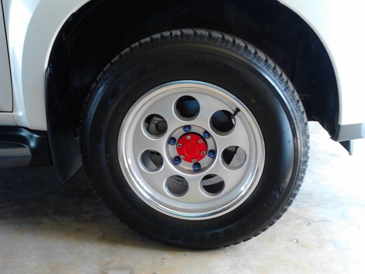 ขายฝาดุมล้อรถกระบะ ISUZU รุ่น ALL NEW D-MAX ตัวยกสูง ขายฝาดุมล้อรถกระบะ ISUZU รุ่น ALL NEW D-MAX ตัวยกสูง