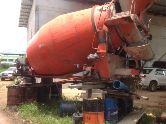 ขายโม่ปูน ผสมคอนกรีตขนาด 6 คิว ปั้มคายาบ้า