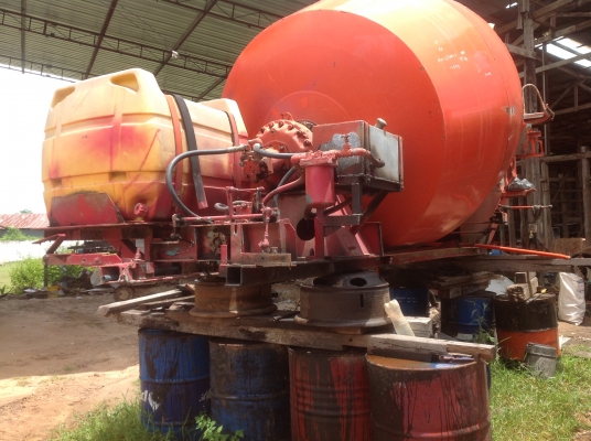 ขายโม่ปูน ผสมคอนกรีตขนาด 6 คิว ปั้มคายาบ้า