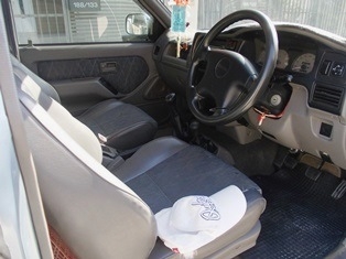 ขายรถ ISUZU 3.0 4 ประตู 4 WD รถสูงนิดๆ รถสวยมาก ขายรถ ISUZU 3.0 4 ประตู 4 WD รถสูงนิดๆ รถสวยมาก