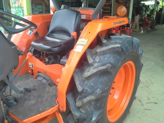 ขายแทรกเตอร์ L4508 DI ใบดันตราช้าง ผาน6 ตราช้าง โรตารี่ช้าง พร้อมเล่มทะเบียน เครื่องนิ่มๆคับ