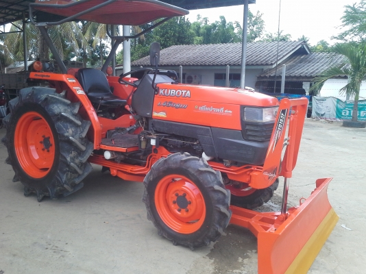 ขายแทรกเตอร์ L4508 DI ใบดันตราช้าง ผาน6 ตราช้าง โรตารี่ช้าง พร้อมเล่มทะเบียน เครื่องนิ่มๆคับ