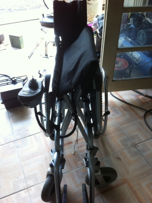 วีลแชร์ไฟฟ้าพับเก็บได้