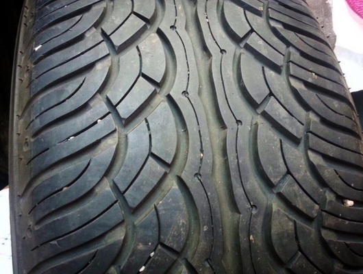 ขายยางyokohama parada MADE in japan 265/50/20 ดอกเต็ม ใช้น้อย4เส้น