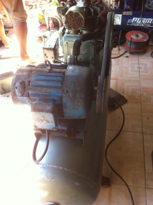 ปั๊มลม iwata มอเตอร์ถ่านมิตซู 3 แรง ไฟ 220 v