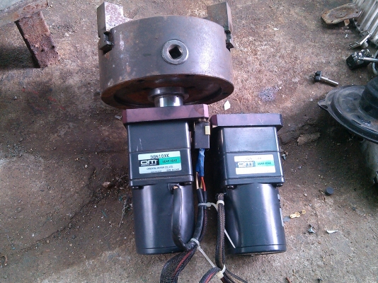 มอเตอร์เกียร์ญี่ปุ่น ยี่ห้อ ORINETAL ทดแล้วหมุนที่ 6 รอบต่อนาที่ ขนาดกำลังมดเตอร์ 15 W. มอเตอร์เกียร์ญี่ปุ่น ยี่ห้อ ORINETAL ทดแล้วหมุนที่ 6 รอบต่อนาที่ ขนาดกำลังมดเตอร์ 15 W.