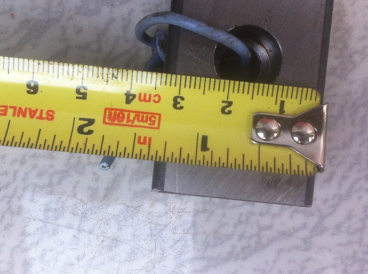 ชุดลูกกลิ้งรางสไลด์ถอดจากเครื่องCNC ขนาดกว้าง 35 มม. ยาว 22 ซม.เป็นรางแนวตั้งของเครื่อง ( มี 20 อัน) ชุดลูกกลิ้งรางสไลด์ถอดจากเครื่องCNC ขนาดกว้าง 35 มม. ยาว 22 ซม.เป็นรางแนวตั้งของเครื่อง ( มี 20 อัน)