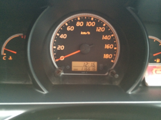 ขายรถตู้ Toyota เกียร์ออโต้ เบนซิน+ LPG รถปลายปี 2011 ขาย 780,000 บาท ขายรถตู้ Toyota เกียร์ออโต้ เบนซิน+ LPG รถปลายปี 2011 ขาย 780,000 บาท