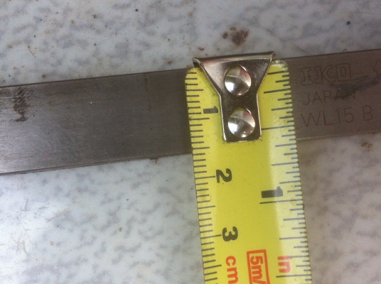 ชุดรางเลื่อนของเครื่องจักร สามารถเอามาประกอบทำเครื่องกลึง เครื่องกัดได้ รูปชิ้นงานขนาดกว้าง 15 มม.ยาว 23 ซม. มีลูกเลื่อน 2 ชุดรางเลื่อนของเครื่องจักร สามารถเอามาประกอบทำเครื่องกลึง เครื่องกัดได้ รูปชิ้นงานขนาดกว้าง 15 มม.ยาว 23 ซม. มีลูกเลื่อน 2