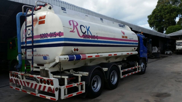 HINO-FL-8J 220แรงซีรี500คอมมอลเรว ถังบรรจุ 18,000ลิตรโหลดล่างยางใหม่10เส้น